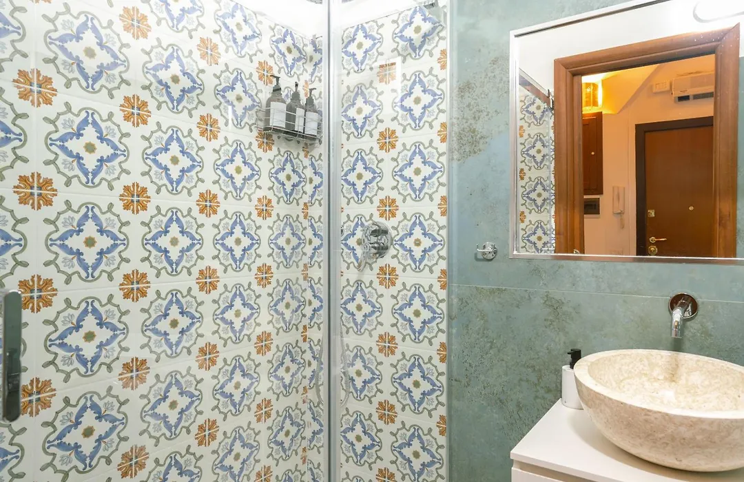 Stylish Studio in Sallustiano-1